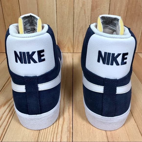 Nike SB Zoom Blazer Mid Navy Blue White Red Shoes - Picture 3 of 5